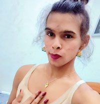Srinidhi - Transsexual escort in Hyderabad