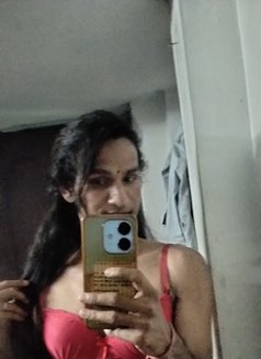 Srinisha - Masajista in Chennai Photo 1 of 1