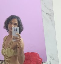 Srinisha - Masajista in Chennai