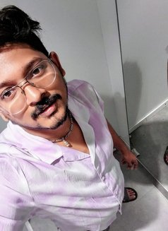 Srinu - Male escort in Hyderabad Photo 1 of 1