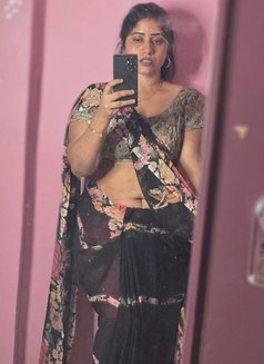 Srivalli - escort in Chennai Photo 2 of 3