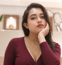 Sruthi - puta in Chennai