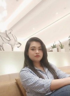 Sruthi - escort in Kolkata Photo 6 of 8