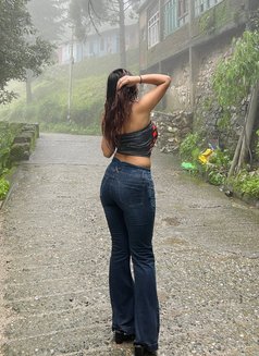 Sruthi - escort in Mumbai Photo 1 of 2
