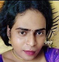 Sruthi - Acompañantes transexual in Bangalore