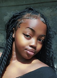 Stacey - escort in Nairobi Photo 5 of 6