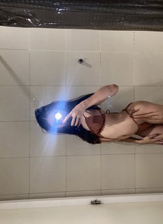 Stacey - Transsexual escort in Manila Photo 5 of 7