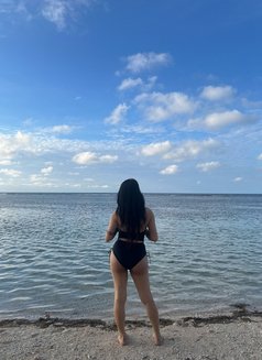 Stacey - Transsexual escort in Manila Photo 14 of 15