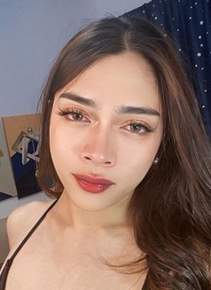 YOUR NEW FANTASY HERE STACEY - Acompañantes transexual in Manila Photo 4 of 4