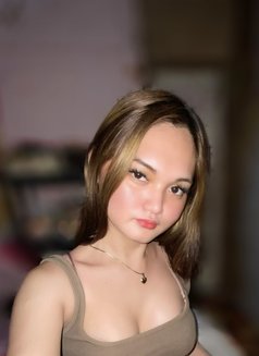 Stacie - escort in Cebu City Photo 2 of 10
