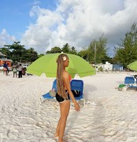 Stacy - puta in Barbados