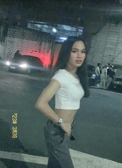 Stacy Fox - Acompañantes transexual in Manila Photo 4 of 7