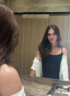 Stacy Fox - Transsexual escort in Manila Photo 7 of 7