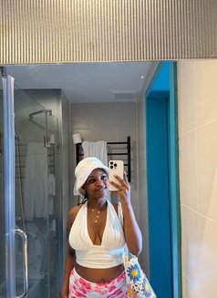 Stacy - escort in Bangkok Photo 4 of 7