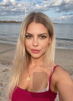 Stacy Tight Girl - escort in Dubai Photo 8 of 9