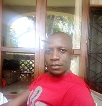 Stalion - masseur in Nairobi