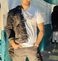 Stan - Male escort in New Delhi Photo 4 of 4