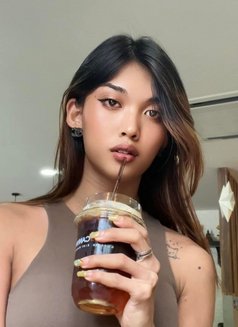 Stang🇹🇭 - Transsexual escort in Abu Dhabi Photo 2 of 7