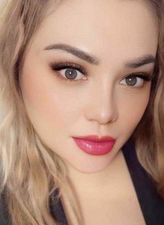 Star - escort in Mumbai Photo 2 of 7