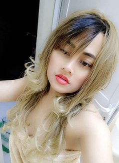 Star - Transsexual escort in Al Sohar Photo 2 of 2
