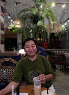 Star - Male escort in Manila Photo 3 of 4