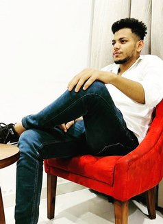 Stark - Acompañantes masculino in Noida Photo 7 of 7