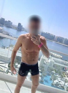 STAS VIP 20CM FUCK + MASSAGE AVAILABLE - Acompañantes masculino in Dubai Photo 14 of 14