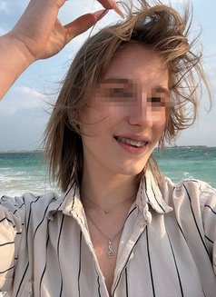 Stasy - escort in Dubai Photo 4 of 13