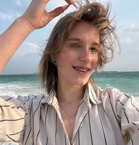 Stasy - escort in Dubai Photo 4 of 13