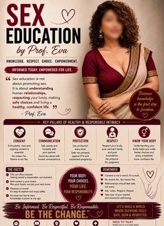 Steamy Professor (Dr.) Eva - puta in New Delhi Photo 9 of 12