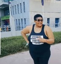 Stef Fat Ass - puta in Sharjah
