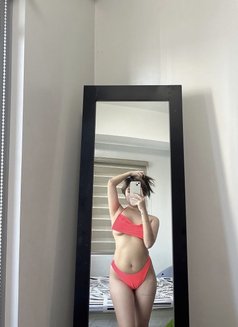 Angela - escort in Manila Photo 8 of 9