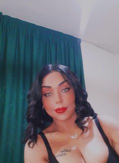 Stefane - puta in Beirut Photo 5 of 7