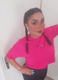 سيلين - escort in Beirut Photo 7 of 9