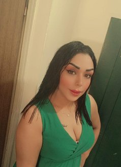 سيلين - escort in Beirut Photo 8 of 9