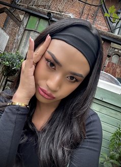 Stefani - Transsexual escort in Bangkok Photo 6 of 8