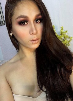 Stefanie - Transsexual escort in Cebu City Photo 6 of 9