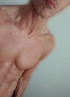 Stefano Le Masseur - masseur in Florence Photo 2 of 3