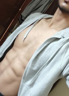 Stefen Male Escort - Male escort in Bangalore Photo 4 of 4