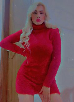 Steff - escort in Beirut Photo 2 of 4