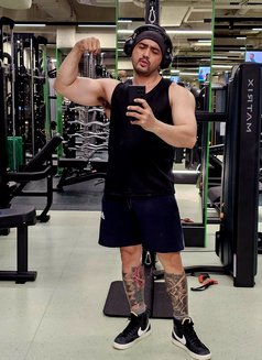 Steffan Anthon - Male escort in Hong Kong Photo 13 of 18