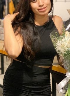 Steffany - escort in Colombo Photo 3 of 3