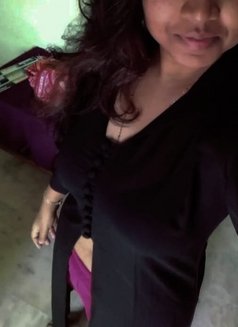 Stela Joes - Transsexual escort in Madurai Photo 1 of 1