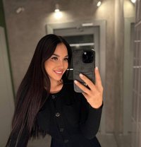 Stella - escort in Singapore