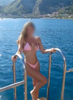Stella - escort in Malta Photo 4 of 6