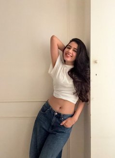 Stella - escort in Muscat Photo 2 of 3