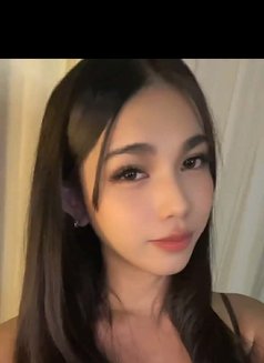 Stella Cruz - Transsexual escort in Manila Photo 1 of 5
