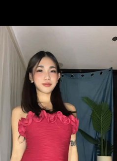 Stella Cruz - Transsexual escort in Manila Photo 3 of 5
