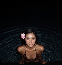 Stella ( Morena Girl ) - puta in Iwakuni