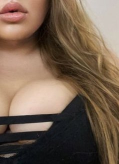 Stella Love Détend - escort in Bordeaux Photo 3 of 3